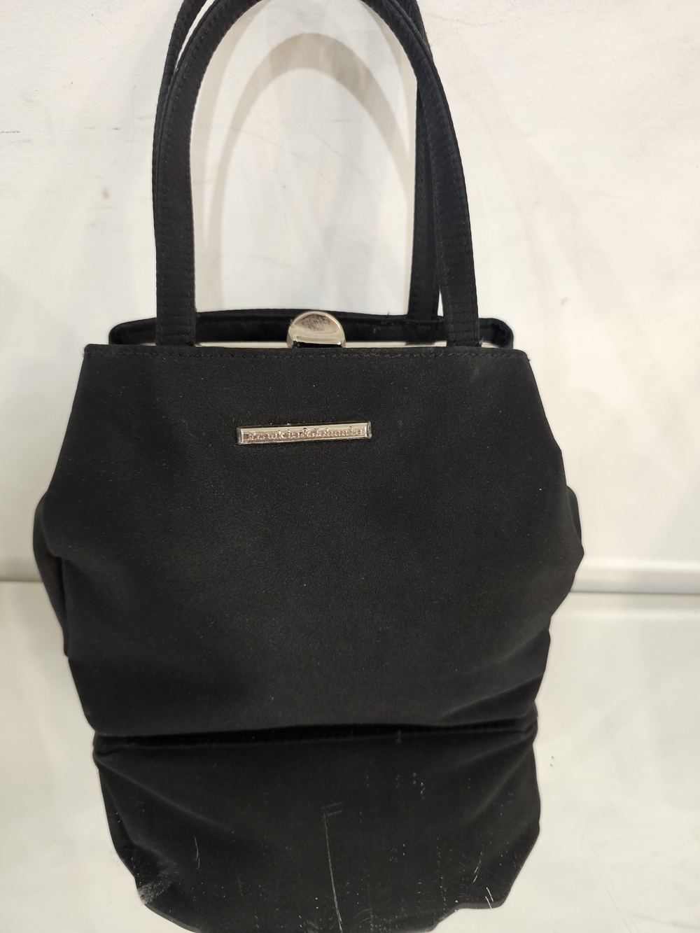 Frankie & Johnnie Women's Tote Bag Full Of  Individuallybagged  Costume Jewelery